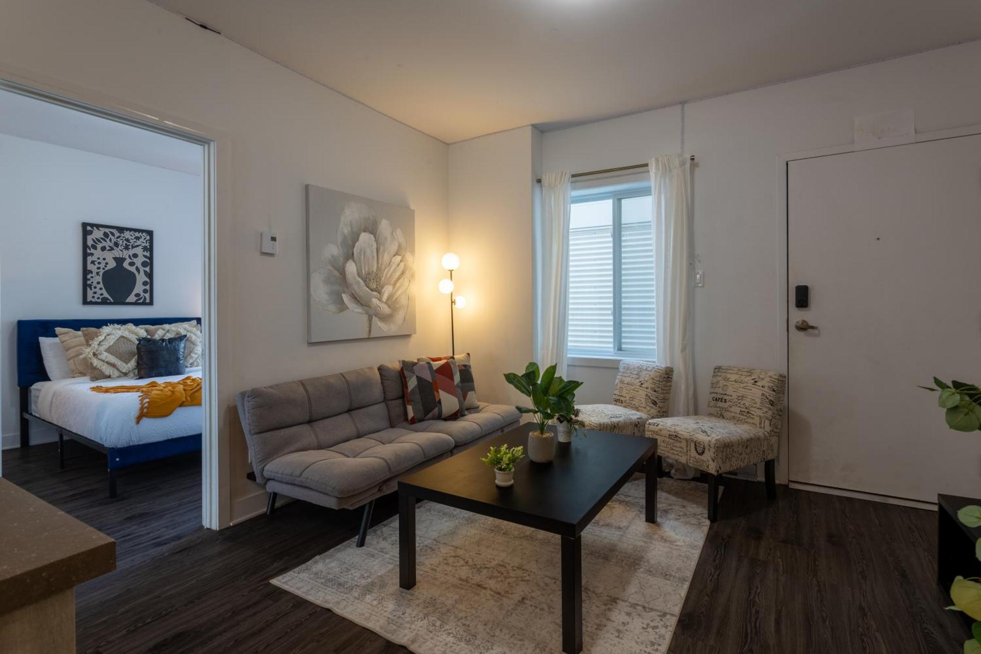 Luxurious 4 Bedroom In Griffintown * Montreal