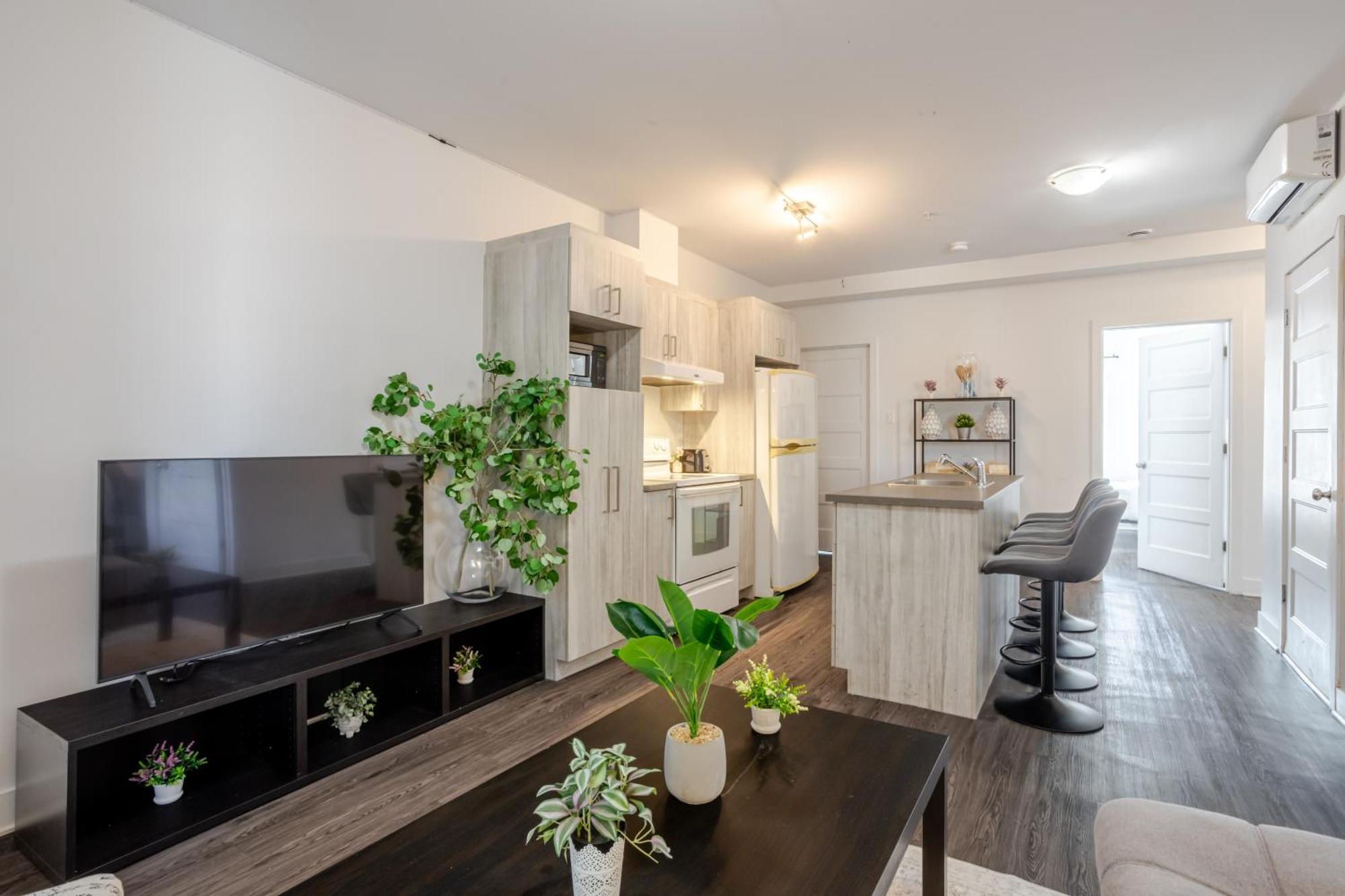 Apartment Luxurious 4 Bedroom In Griffintown *
