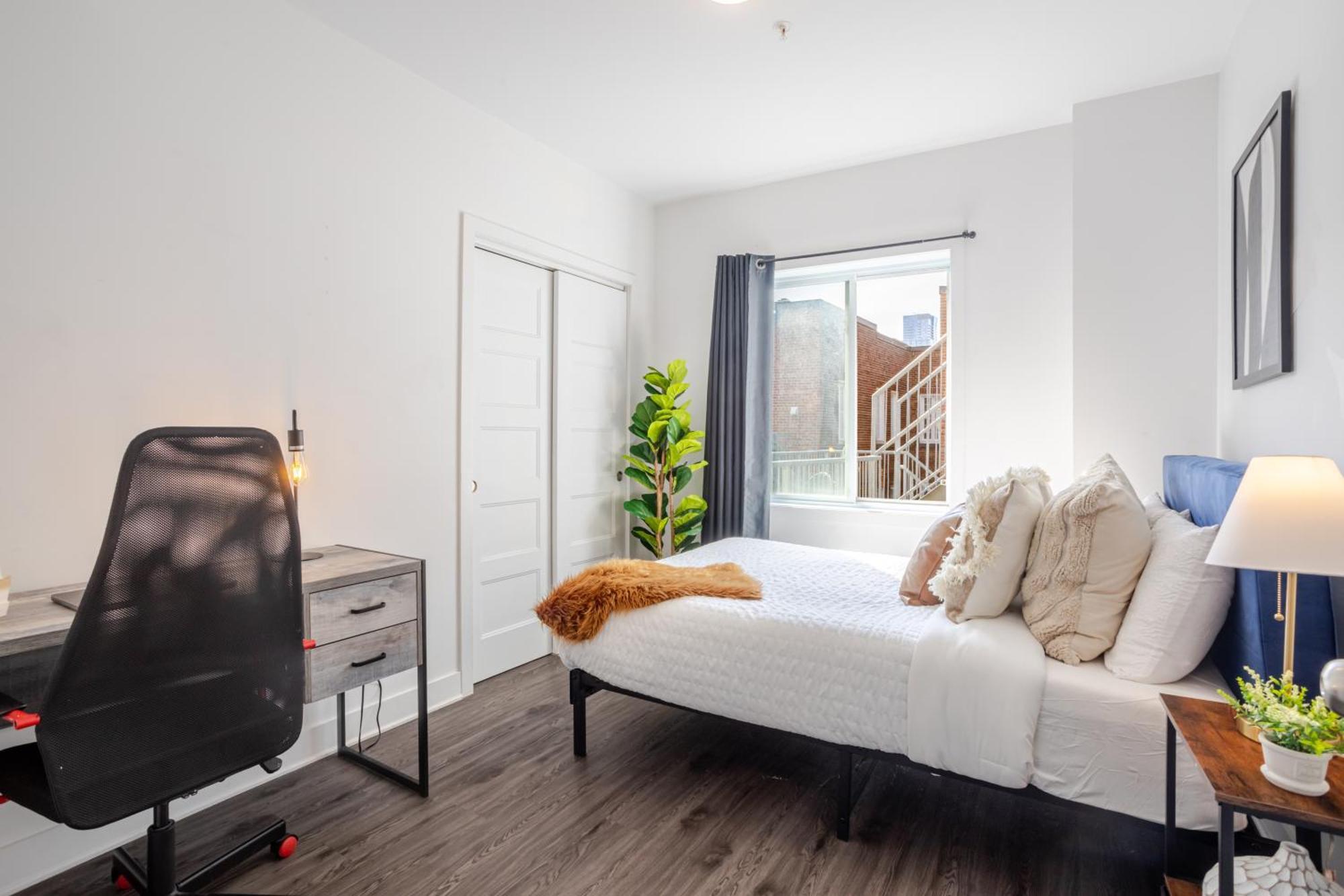Luxurious 4 Bedroom In Griffintown