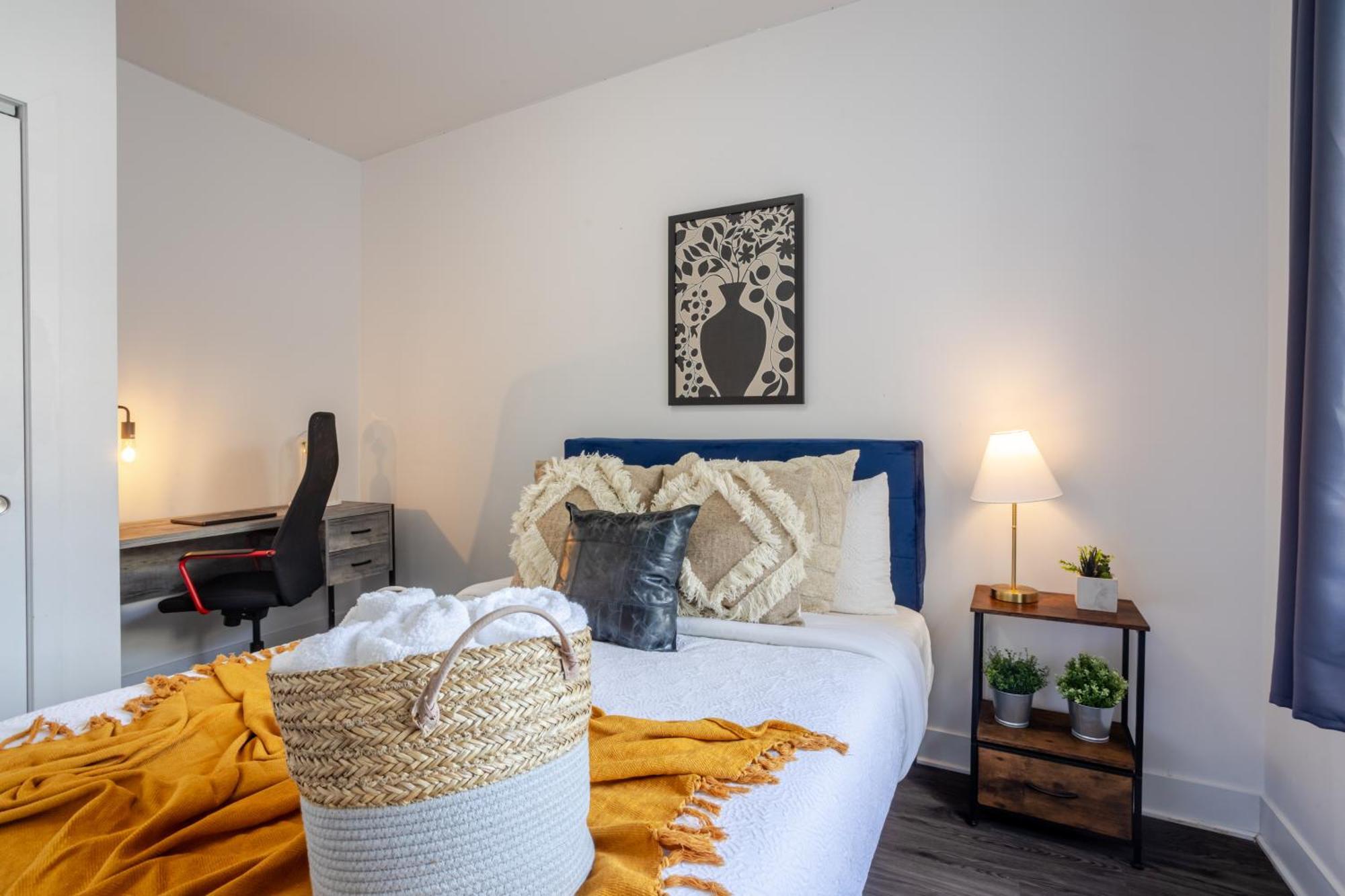 Luxurious 4 Bedroom In Griffintown