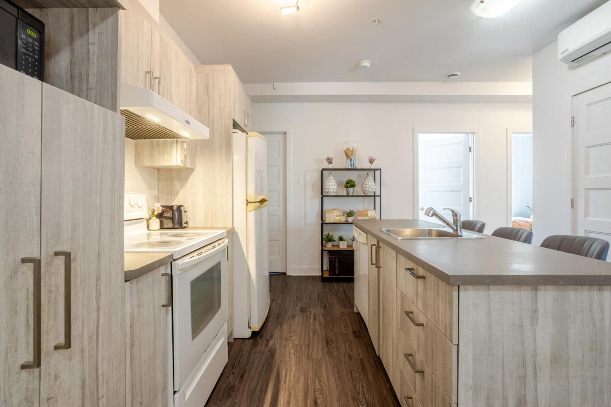 Luxurious 4 Bedroom In Griffintown * Montreal